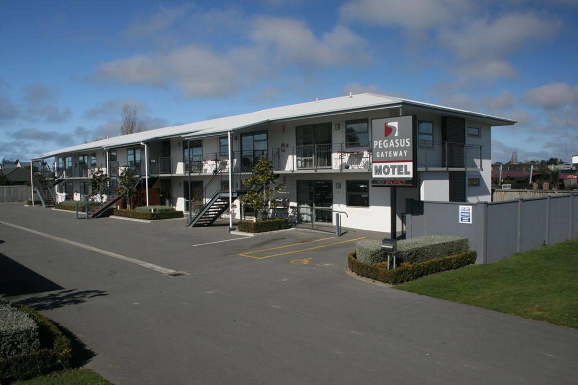 Pegasus Gateway Motels & Apartments Rangiora Eksteriør billede